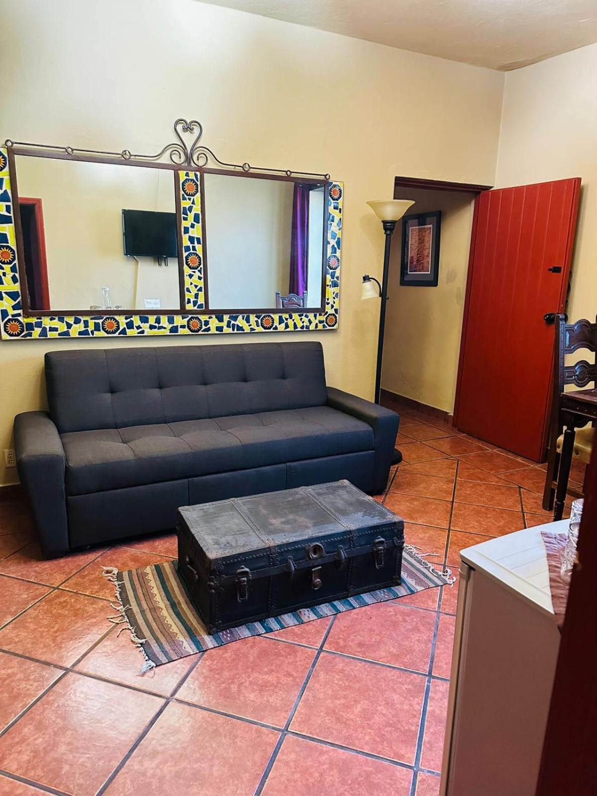 Casa De Leyendas (Adults Only) 马萨特兰 外观 照片