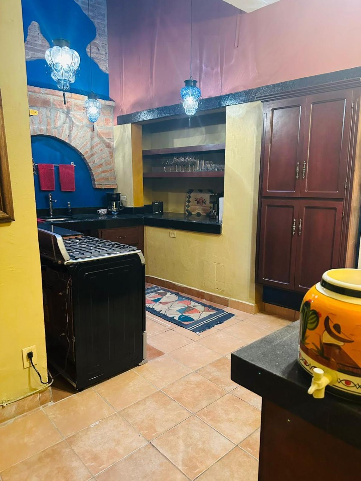 Casa De Leyendas (Adults Only) 马萨特兰 外观 照片